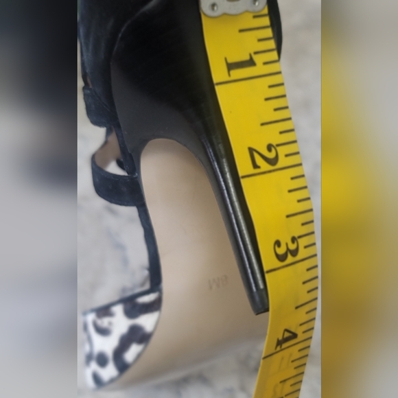 Audrey Brooke Print heels - Picture 8 of 8